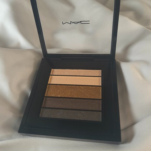 MAC Makeup Copperluxe eyeshadow 4g - Picture 2 of 3